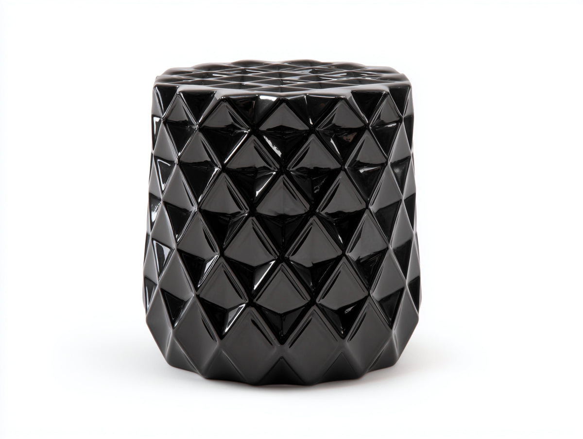 Sgabello poggiapiedi in plastica Ø38×45 cm - nero lucido - motivo a rombi in rilievo per soggiorno