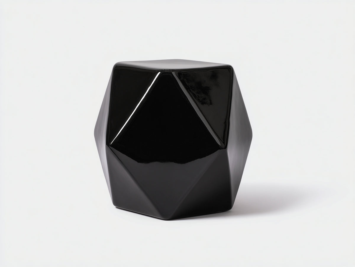 Pedale in resina 44×44×46 cm - nero lucido - profilo rastremato con facce triangolari per soggiorno